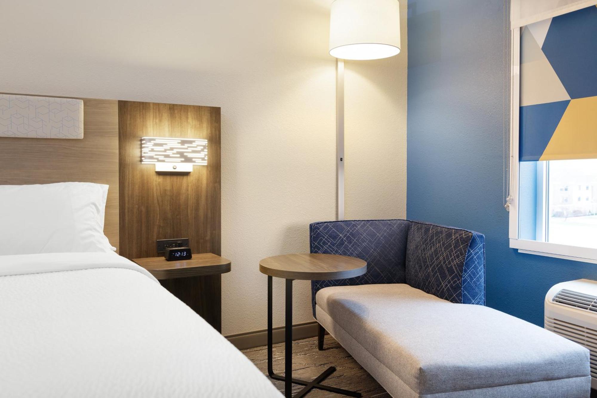 Holiday Inn Express & Suites Brookhaven By Ihg Eksteriør billede