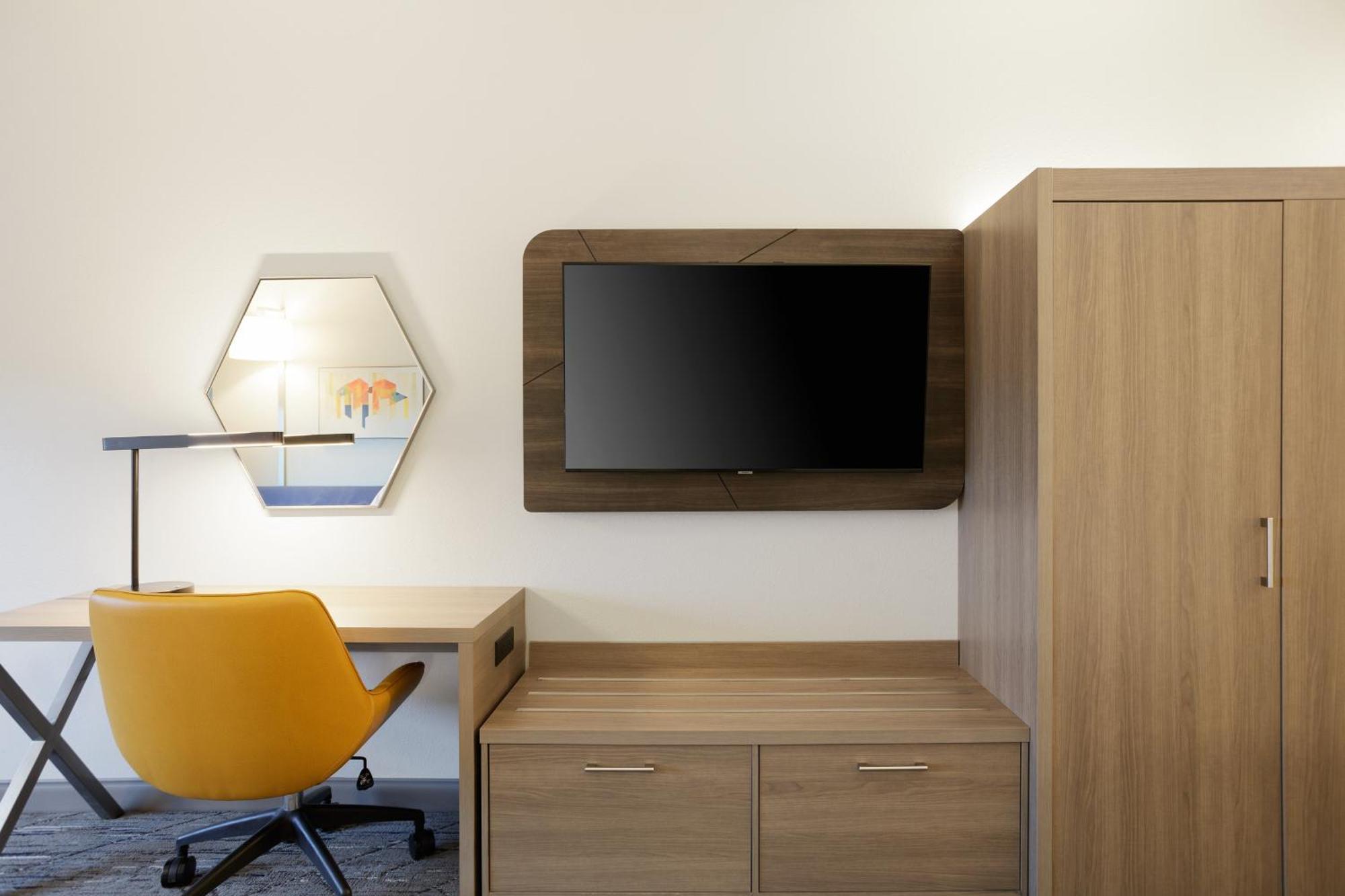 Holiday Inn Express & Suites Brookhaven By Ihg Eksteriør billede