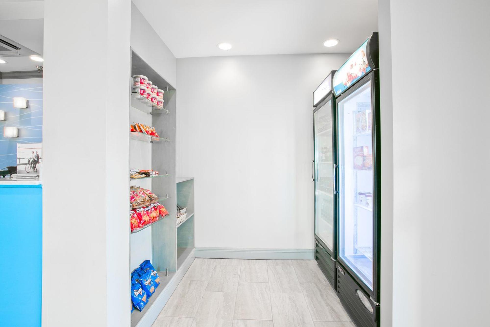 Holiday Inn Express & Suites Brookhaven By Ihg Eksteriør billede