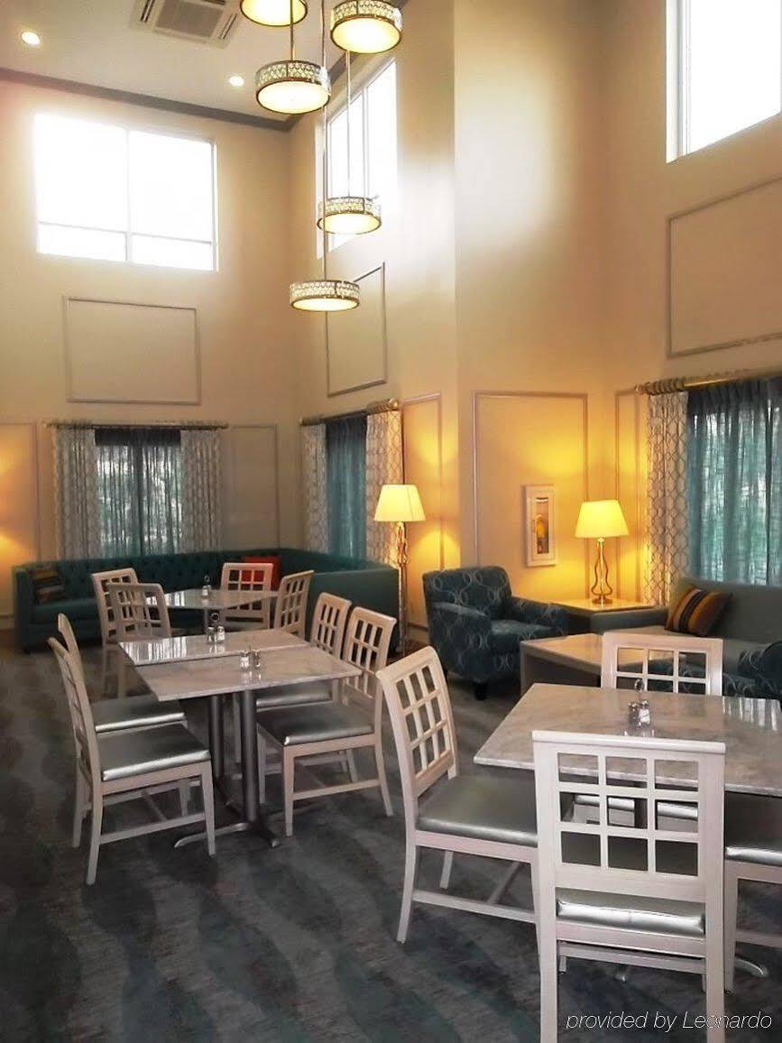 Holiday Inn Express & Suites Brookhaven By Ihg Eksteriør billede
